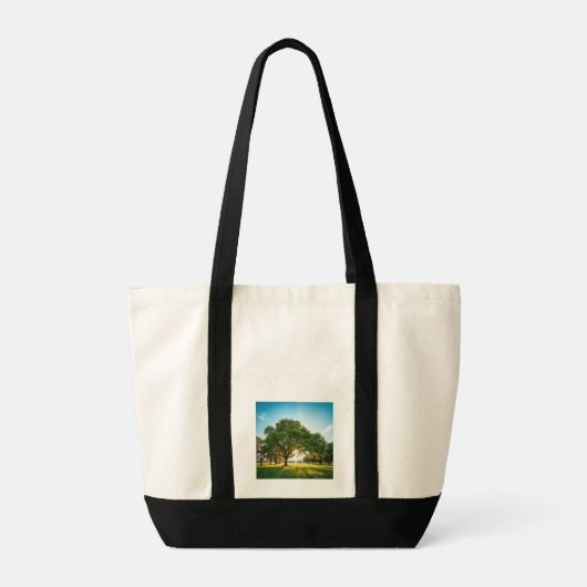 Quiet Time With a Big Tree – Nature Tote Bag トートバッグ (裏面)