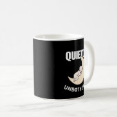 Quietly Unbothered Minimal Quote Mug – Calm Night  コーヒーマグカップ (正面右)
