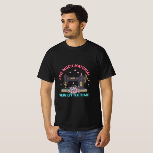 Quilter Gift | Sew Much Material Tシャツ (正面フル)
