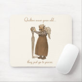 Quiltersは決して古く…育ちません マウスパッド (マウス)