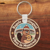 Quirky Canadian Montreal Vibes キーホルダー (正面)