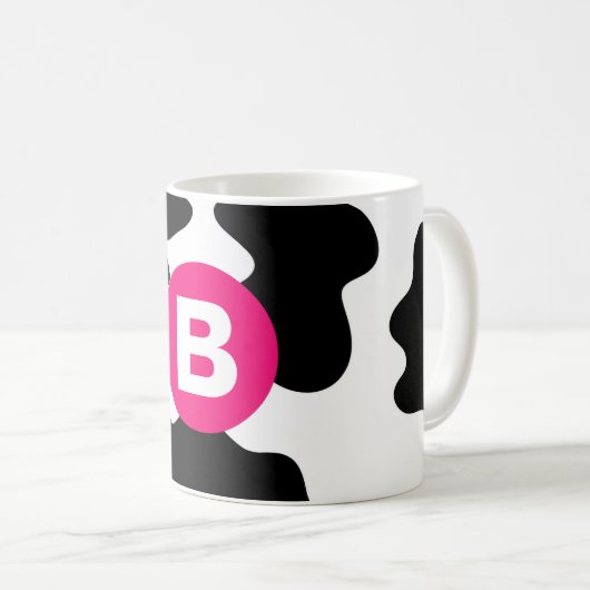 Quirky Cow Patch Pattern Pink Monogram コーヒーマグカップ (正面右)