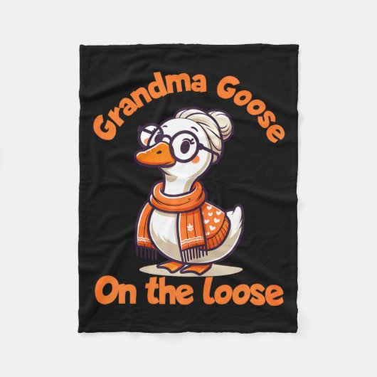 Quirky Goose Creations Funny Grandma Goose On The  フリースブランケット (正面)