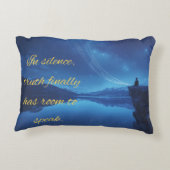Quote on Silence Pillow アクセントクッション (裏面)