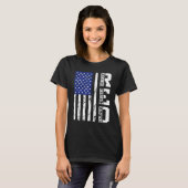 R E D金曜日米国旗動揺して全員を覚えている Tシャツ (正面フル)