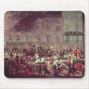 R.G. Reeveが刻むロンドンの消防車 マウスパッド