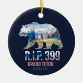 R.I.P. 399ティートンズの女王はクマする セラミックオーナメント (正面)