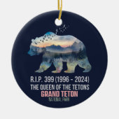 R.I.P. 399 (1996-2024)ティートンズベアの女王 セラミックオーナメント (正面)