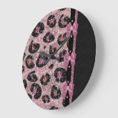 RABロカビリーピンクレオパード印刷リボン湾曲形 ラージ壁時計 (傾斜)