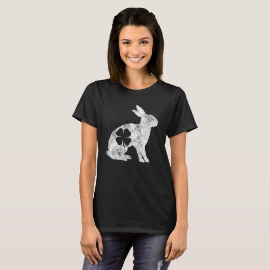 Rabbit Bunny Gift St. Patrick's Day Shamrock Clove Tシャツ (正面フル)