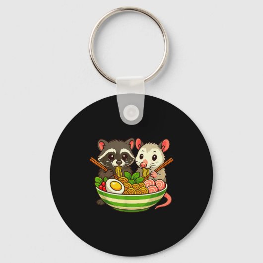 Raccoon And Ossum Eating Ramen Noodles キーホルダー (正面)