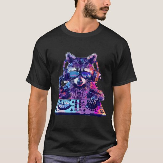 Raccoon Dj Edm Techno House Music Funny Animal Lov Tシャツ (正面)