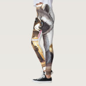 Raccoon Drinking Iced Coffee レギンス (左)