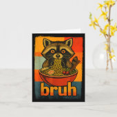 Raccoon Eating Japanese Ramen Noodles Men Women Ki カード (黄色い花)