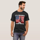 Raccoon Hunting Season USA Flag It's A Coon Hunter Tシャツ (正面フル)