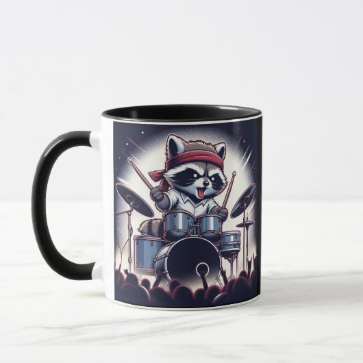 Raccoon Jam:止められずにドラムを叩く マグカップ (左)