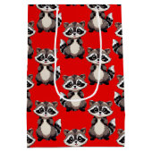 Raccoon Pattern Design Red  ミディアムペーパーバッグ (裏面)