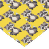 Raccoon Pattern Design Yellow  テーブルクロス (アングル)