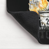 Raccoon Rollin Into 2026 Funny Dumpster Fire 2025  マウスパッド (コーナー)