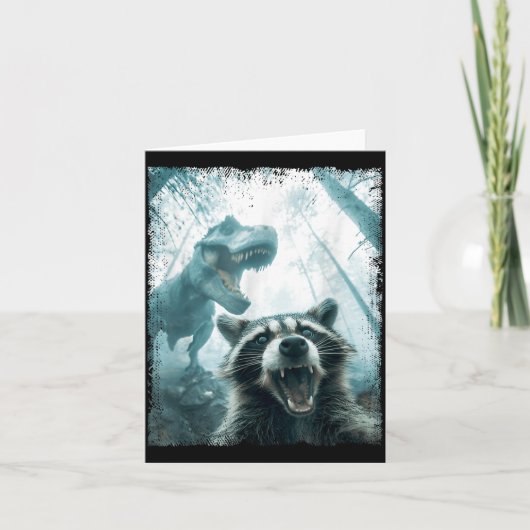 Raccoon Selfie With Tyrannosaurus T Rex Adventure  カード (正面)