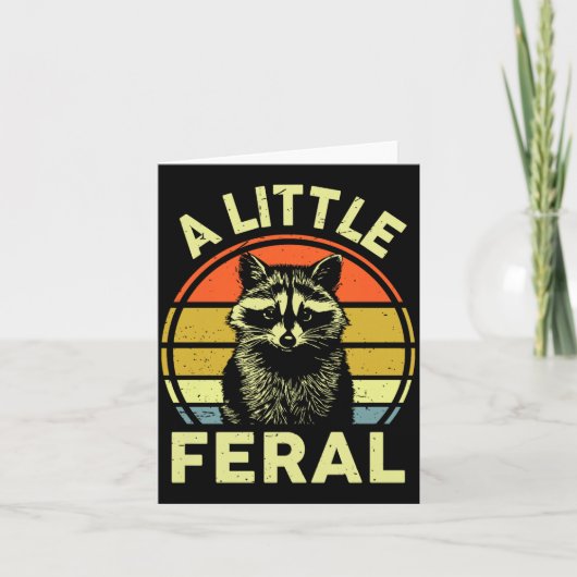 Raccoon-shirt A Little Feral Funny Raccoon Premium カード (正面)