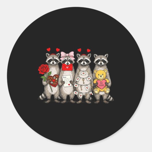 Raccoon Valentines Day Funny Feral Raccoon Love He ラウンドシール (正面)