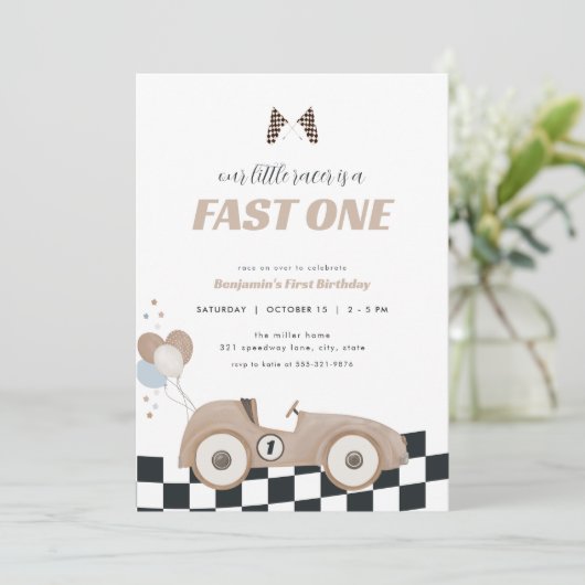Race Car Beige Fast One First Birthday Invite 招待状 (スタンド正面)