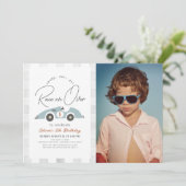 Race on Over Blue Race Car Boy誕生日写真 招待状 (スタンド正面)