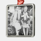 RadclyffeホールおよびUnaビンチェンツォ メタルオーナメント (左)