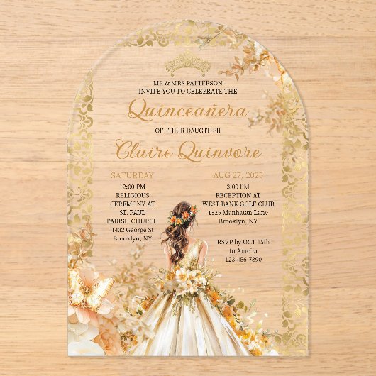 Radiant Bloom Floral Princess Gold Quinceanera アクリル招待状 (正面)
