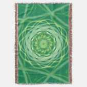 Radiant Green Spirograph Mandala スローブランケット (正面縦)