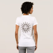 Radiant Pursuit: Inuit Sun Goddess Malina Women’s Tシャツ (裏面フル)