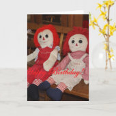 RAGGEDY ANNおよびアンディーの人形のバースデー・カード カード (黄色い花)