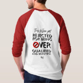 Raglan Tシャツ： Over Qualified (red) Tシャツ (裏面)
