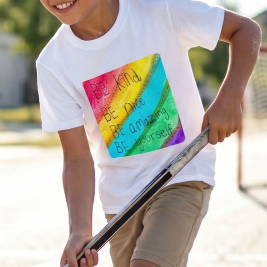 Rainbow BE Kind BE Yourself 励ましの言葉 Tシャツ