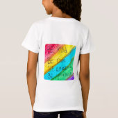 Rainbow BE Kind BE Yourself 励ましの言葉 Tシャツ (裏面)