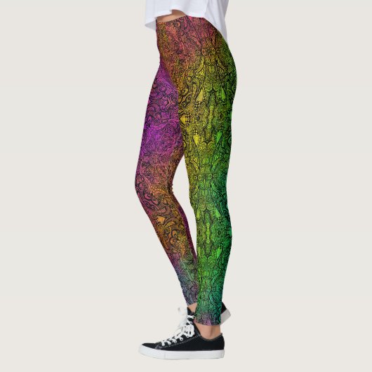 Rainbow & Black Medallion Leggings レギンス (左)