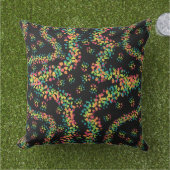Rainbow Colored Seurat Style Pointillism Pattern アウトドアクッション (芝生)