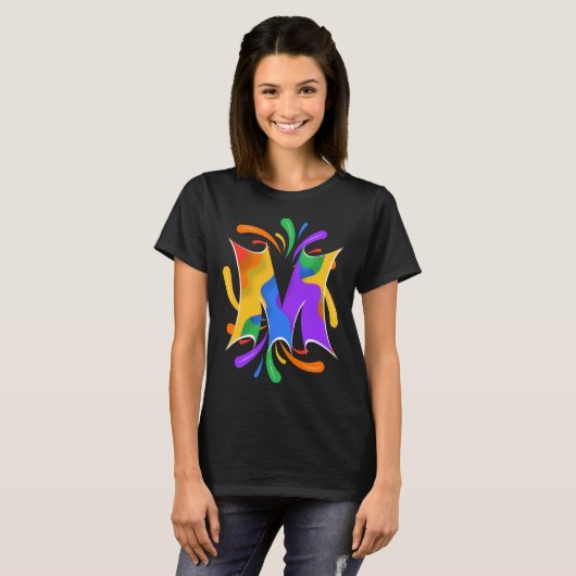 Rainbow Letter M Monogram Abstract Tシャツ (正面フル)