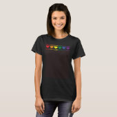 Rainbow LGBTQ Awareness LGBT Rights Equality Heart Tシャツ (正面フル)