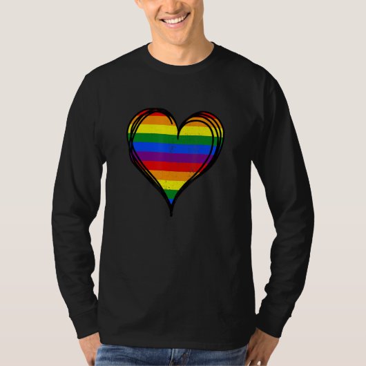 Rainbow LGBTQ Heart Pride Awareness Month Gay Lesb Tシャツ (正面)