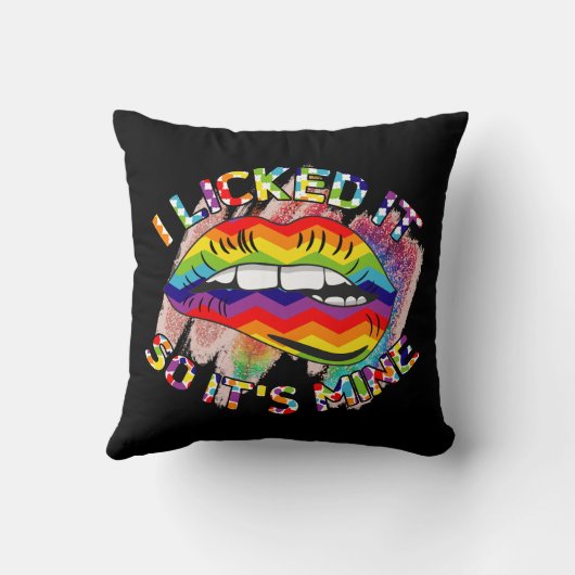 Rainbow Lips Pillow – Funny “I Licked It" クッション (裏面)