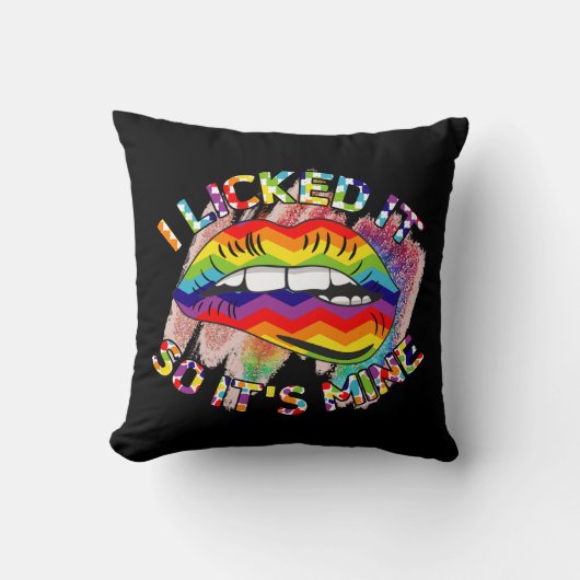 Rainbow Lips Pillow – Funny “I Licked It" クッション (正面)