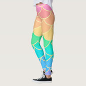 Rainbow Pastel Mermaid Scales Seamless Pattern レギンス (左)