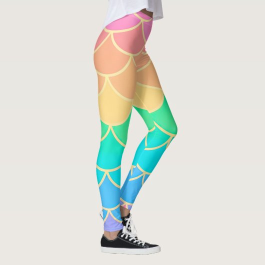 Rainbow Pastel Mermaid Scales Seamless Pattern レギンス (右)