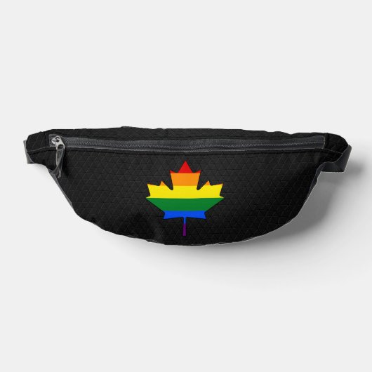Rainbow pride maple leaf  ファニーパック (レイダウン)