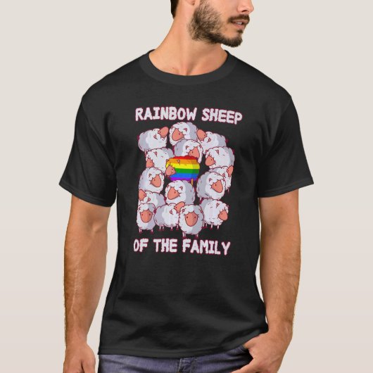 Rainbow Sheep Of The Family  Gay Pride Tシャツ (正面)