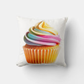 Rainbow Swirl Cupcake with Colorful Wrapper クッション (正面)