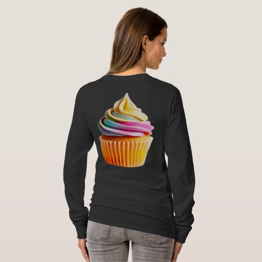 Rainbow Swirl Cupcake with Colorful Wrapper Tシャツ (裏面フル)