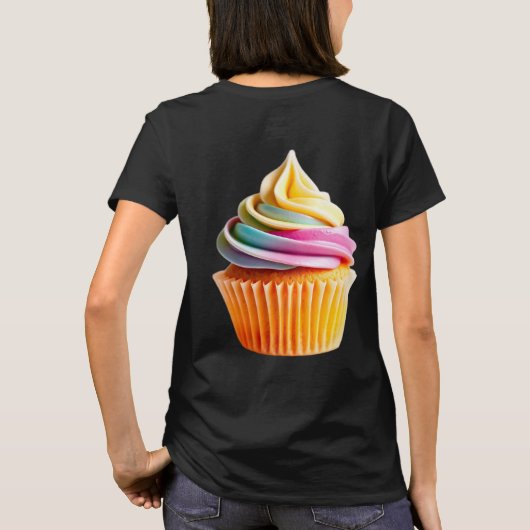 Rainbow Swirl Cupcake with Colorful Wrapper Tシャツ (裏面)